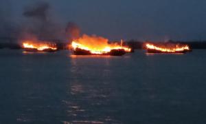 Quảng Nam: Cháy nhiều tàu du lịch và ca nô ở bến Cửa Đại