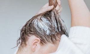 5 mẹo chăm sóc sau khi nhuộm giúp tóc bền màu, giảm bớt hư tổn gãy rụng