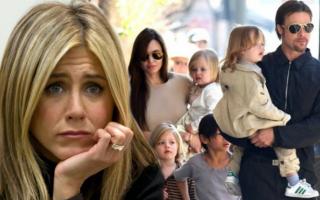 Jennifer Aniston buồn vì Brad Pitt làm lành với Angelina Jolie